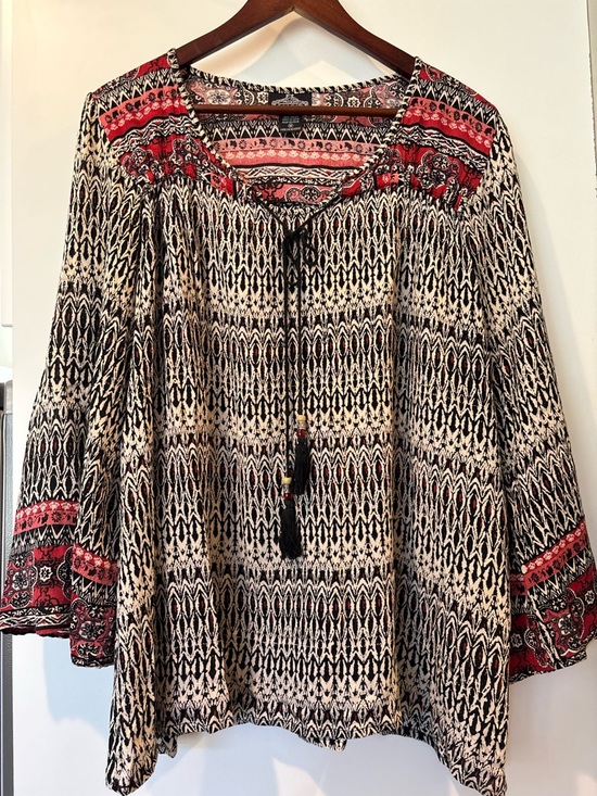 Tops - Angie 3/4 sleeve patterned Boho blouse size M new without tags!